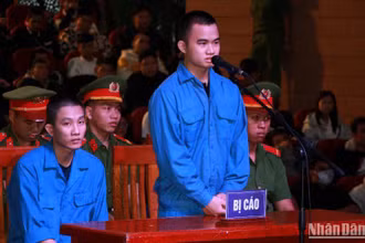Các bị cáo tại phiên tòa