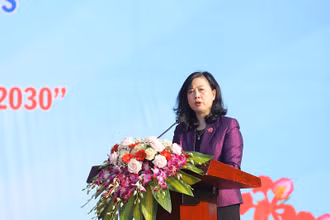 Bộ trưởng Y tế Đào Hồng Lan phát biểu tại lễ mitting.