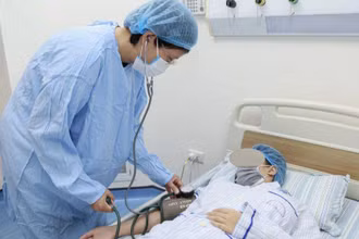 Chăm sóc bệnh nhân sau ghép. 
