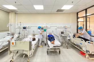 4 trường hợp nặng điều trị tại Khoa Hồi sức tích cực-Chống độc.
