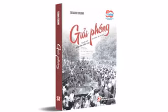 Cuốn sách "Giải phóng" của nhà báo, nhà văn nổi tiếng người Italia Tiziano Terzani.