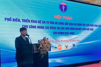 Thạc sĩ, bác sĩ Đinh Anh Tuấn, Vụ trưởng Vụ Sức khỏe Bà mẹ-Trẻ em phát biểu.