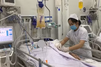 Bệnh nhân đang điều trị tại Bệnh viện Chợ Rẫy.