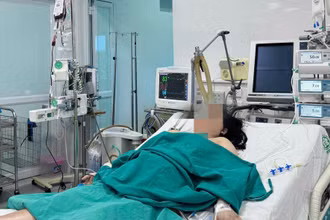 Sản phụ được theo dõi tại Bệnh viện Bệnh Nhiệt đới Trung ương.