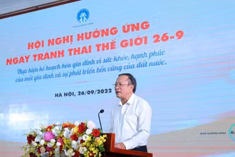 Tổng Cục trưởng Nguyễn Doãn Tú phát biểu tại hội nghị. 