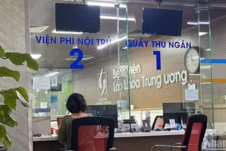 Người dân mua thuốc bên ngoài sẽ được sớm thanh toán bảo hiểm y tế.