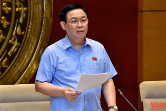Chủ tịch Quốc hội Vương Đình Huệ phát biểu tại buổi làm việc. (Ảnh: DUY LINH)