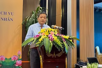 Tiến sĩ, bác sĩ Đinh Văn Lượng, Giám đốc Bệnh viện Phổi Trung ương chia sẻ về những thách thức trong tiến tới mục tiêu chấm dứt bệnh lao tại Việt Nam.