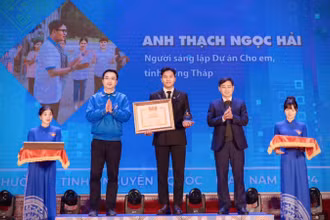 Thạch Ngọc Hải - Người sáng lập "Dự án Cho em", nhận giải thưởng Tình nguyện quốc gia năm 2024. (Ảnh: NVCC)