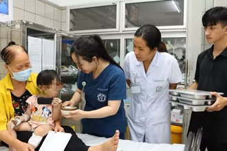 Các bệnh nhi tâm lý đã ổn định, đang nằm điều trị tại Bệnh viện Bạch Mai. 