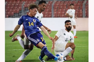 Pha tranh bóng trong trận U23 Nhật Bản thắng đậm U23 Pakistan 6-0 tại vòng loại. (Ảnh JFA)