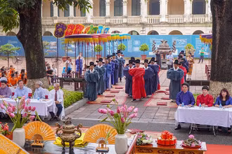 Hà Nội đã phục dựng nhiều nghi lễ cung đình tổ chức tại Điện Kính Thiên và đang nghiên cứu phục dựng Điện Kính Thiên trong thời gian tới.