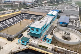 Khu xử lý nước thải ở Khu công nghiệp dệt may Phố Nối, tỉnh Hưng Yên.