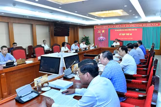 Quang cảnh Kỳ họp thứ 40 của Ủy ban Kiểm tra Trung ương Đảng. (Ảnh ĐĂNG KHOA) 