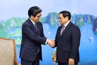 Thủ tướng Phạm Minh Chính đón ông Hayashi Nobumitsu, Thống đốc Ngân hàng Hợp tác quốc tế Nhật Bản (JBIC).