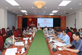 Toàn cảnh hội nghị.