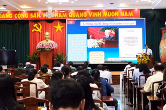 Quang cảnh hội nghị tại điểm cầu Trụ sở Tỉnh ủy Đồng Nai.
