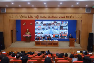 Đại biểu tham gia Hội nghị tại đầu cầu Hà Nội.