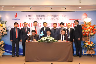 Đại diện PVN và liên danh Marubeni-WTO ký kết thỏa thuận khung hợp đồng bán khí Lô B.