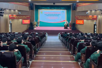 Quang cảnh hội nghị.