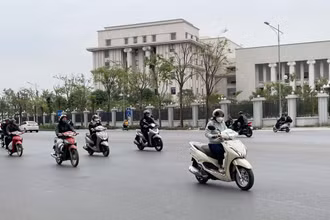 Khu vực Hà Nội nhiệt độ phổ biến 15-18 độ. Ảnh: Đ.T