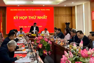 Quang cảnh kỳ họp thứ nhất của Hội đồng Khoa học các cơ quan Đảng Trung ương nhiệm kỳ 2021-2026. (Ảnh Hải Đăng).