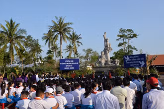 Quang cảnh buổi lễ tưởng niệm 504 đồng bào Sơn Mỹ bị thảm sát.