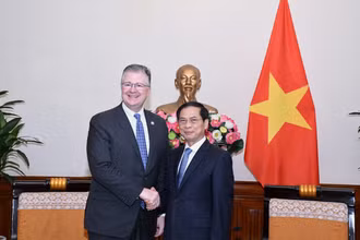 Bộ trưởng Ngoại giao Bùi Thanh Sơn tiếp Trợ lý Ngoại trưởng Hoa Kỳ Daniel Kritenbrink.
