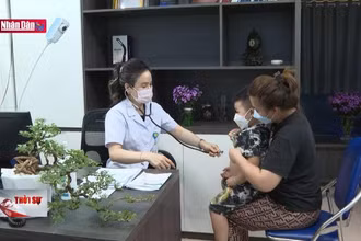 Cảnh báo gia tăng trẻ mắc cúm B triệu chứng nặng