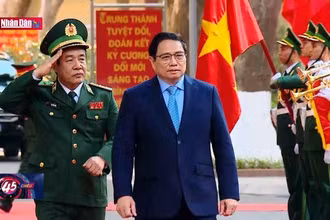 Thủ tướng thăm, làm việc tại Bộ Tư lệnh Bộ đội Biên phòng