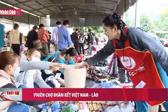 Phiên chợ đoàn kết Việt Nam - Lào