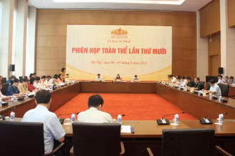 Toàn cảnh phiên họp.