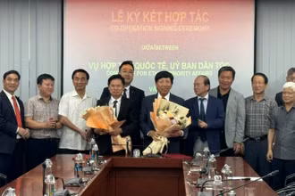 Quang cảnh lễ ký Thỏa thuận hợp tác.