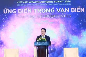 Thứ trưởng Kế hoạch và Đầu tư Trần Quốc Phương phát biểu tại Diễn đàn.