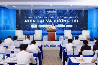 Quang cảnh tọa đàm.