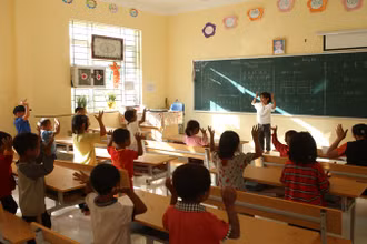 Môi trường học tập của học sinh vùng khó của huyện biên giới Mường Tè đang đáp ứng tốt nhu cầu học tập của con em đồng bào.