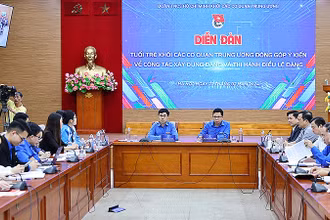 Toàn cảnh Diễn đàn.