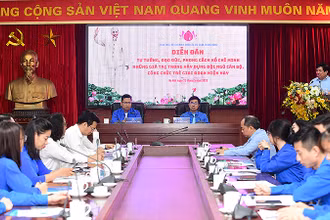 Toàn cảnh Diễn đàn.