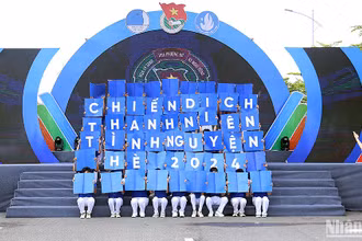Màn đồng diễn khởi động buổi lễ ra quân Chiến dịch Thanh niên tình nguyện hè năm 2024.