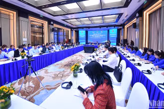 Toàn cảnh Diễn đàn.
