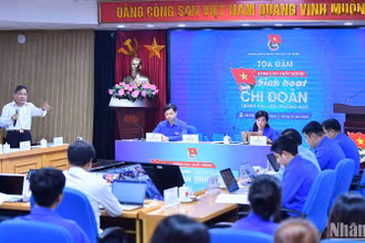 Tọa đàm diễn ra dưới hình thức trực tuyến kết hợp trực tiếp, với khoảng hơn 2 nghìn đại biểu trên khắp cả nước tham gia.