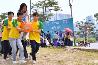 Sinh viên, thanh niên tranh tài tại Ngày hội Sinh viên khỏe Thủ đô trong khuôn khổ Ngày hội "Sinh viên 5 tốt" thành phố Hà Nội lần thứ VI, năm 2025.