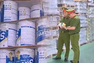 Bộ Công an công bố 12 sản phẩm sữa giả, mở rộng điều tra 