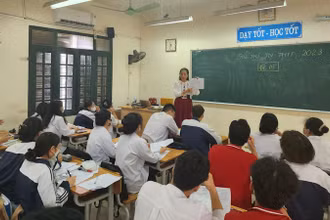 Giờ dạy của giáo viên Trường trung học phổ thông Lý Thường Kiệt (Long Biên, Hà Nội)