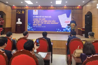 Quang cảnh buổi lễ trao giải.