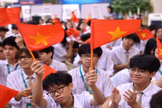 Đông đảo học sinh tham dự Diễn đàn. (Ảnh: Thanh Tùng).
