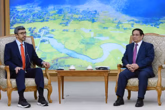 Thủ tướng Phạm Minh Chính tiếp Bộ trưởng Ngoại giao Các Tiểu Vương quốc Arab Thống nhất (UAE) Sheikh Abdullah bin Zayed Al Nahyan.