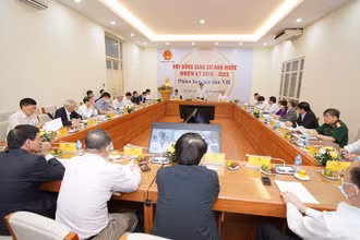Một cuộc họp của Hội đồng Giáo sư Nhà nước. (Nguồn: http://hdgsnn.gov.vn)