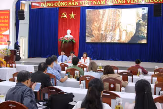 Quang cảnh buổi họp báo sáng 24/2.
