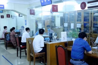 Các phương thức hướng dẫn người dân làm thủ tục được đa dạng hóa.